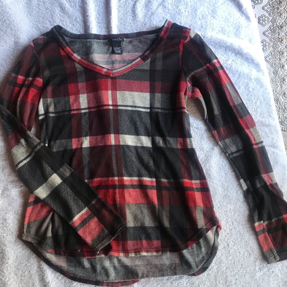 Red plaid long sleeve (M) Rue 21